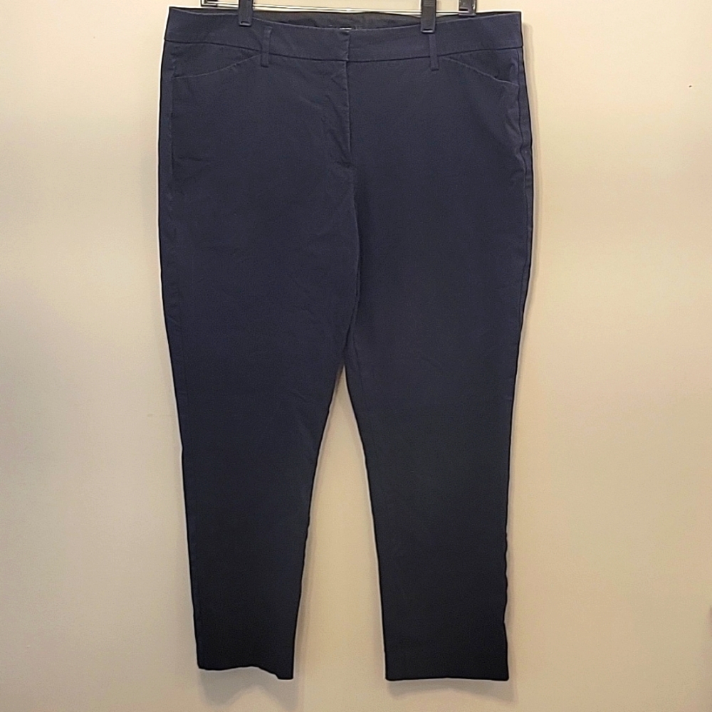 Worthington women's Size 16 dark blue pants slim ankle. Sits lower on the waist